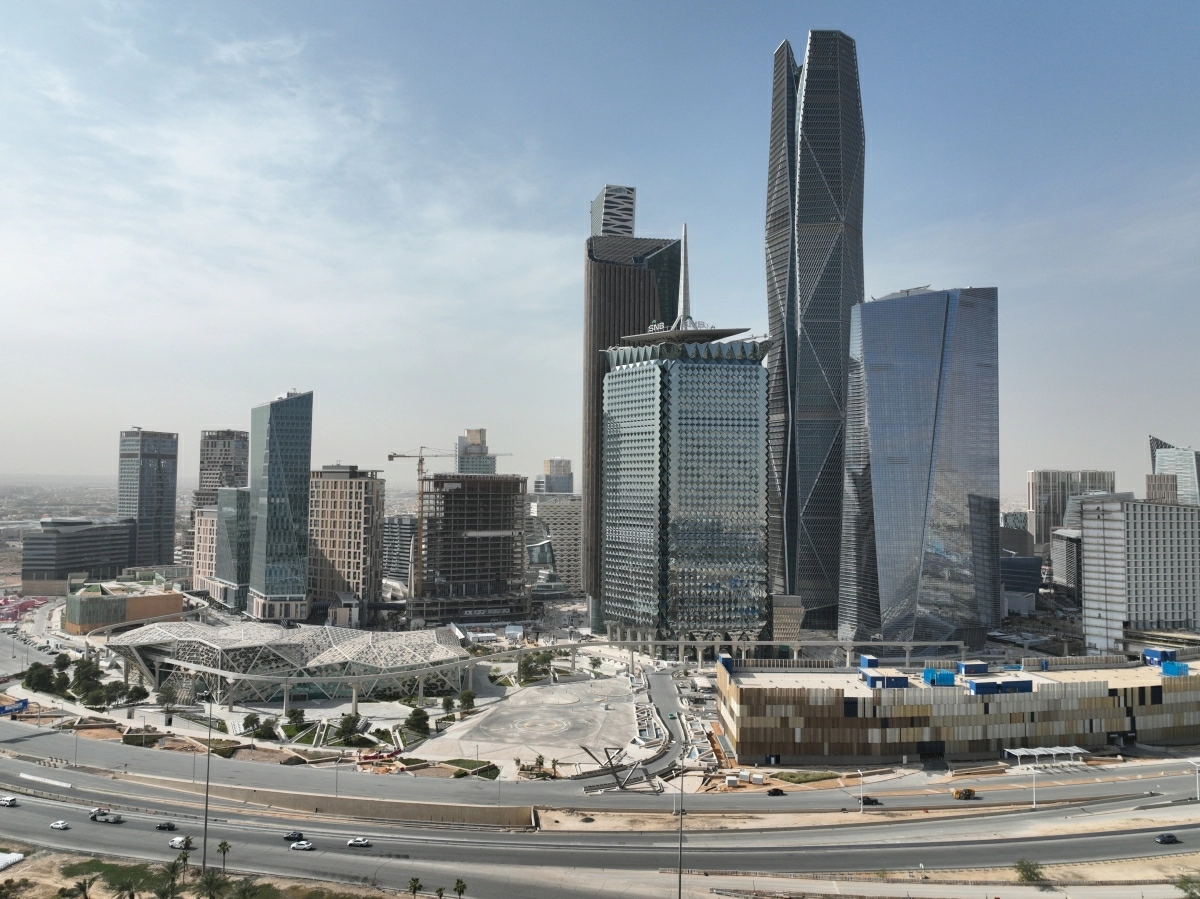 Saudi government agencies adopt over 500 public proposals to improve regulations