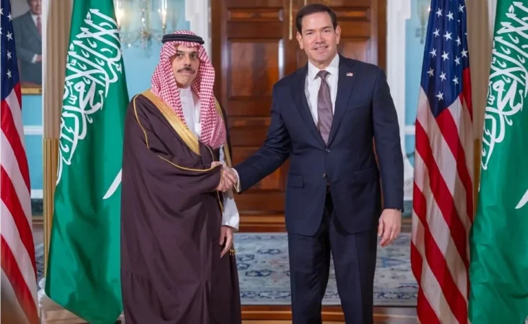 فيصل بن فرحان وروبيو يبحثان أمن الملاحة وتطورات المنطقة