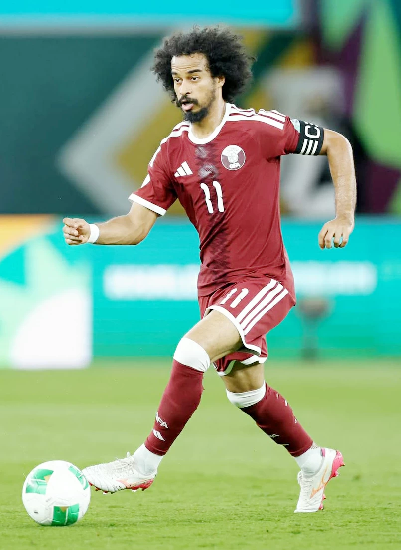 حسم «الصدارة» بين قطر والإمارات