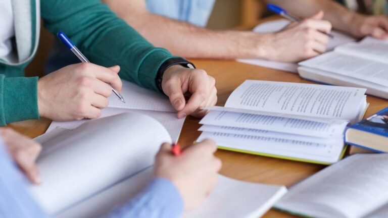 دعاء المذاكرة.. لكل طالب وطالبة رددوا بتركيز يستجاب لكم