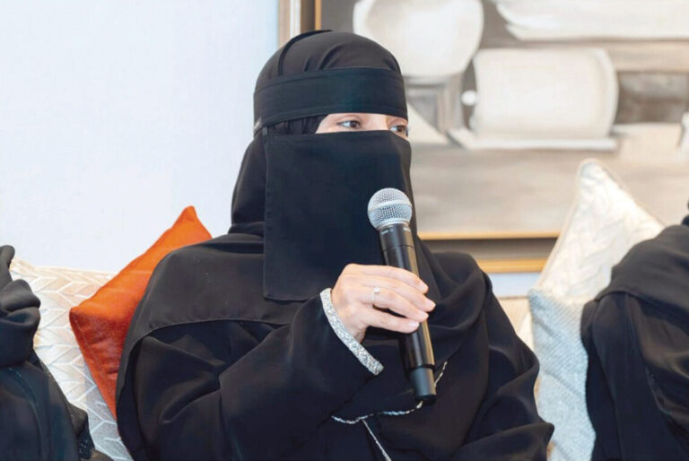 العاطفة اللغوية