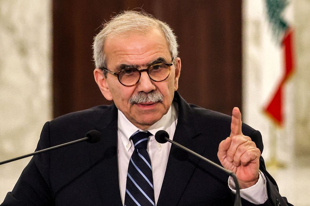 Lebanon’s Salam says govt pushing ahead with state control of weapons