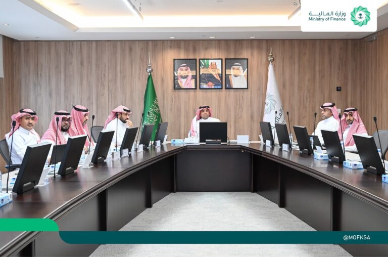 وكيل «المالية» يرأس وفد المملكة في اجتماع وكلاء وزارات مالية الخليج (76)