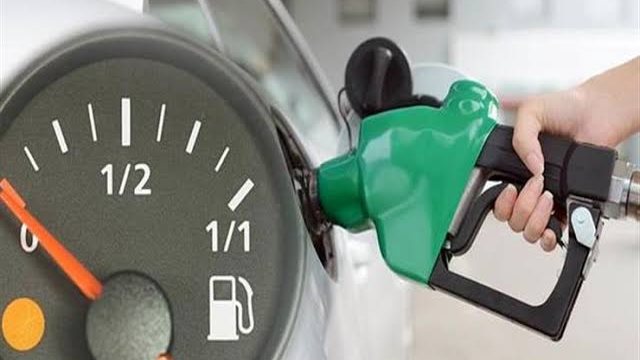 أسعار البنزين والسولار.. الحكومية تكشف مفاجأة بشأن الاجتماع مع البترول