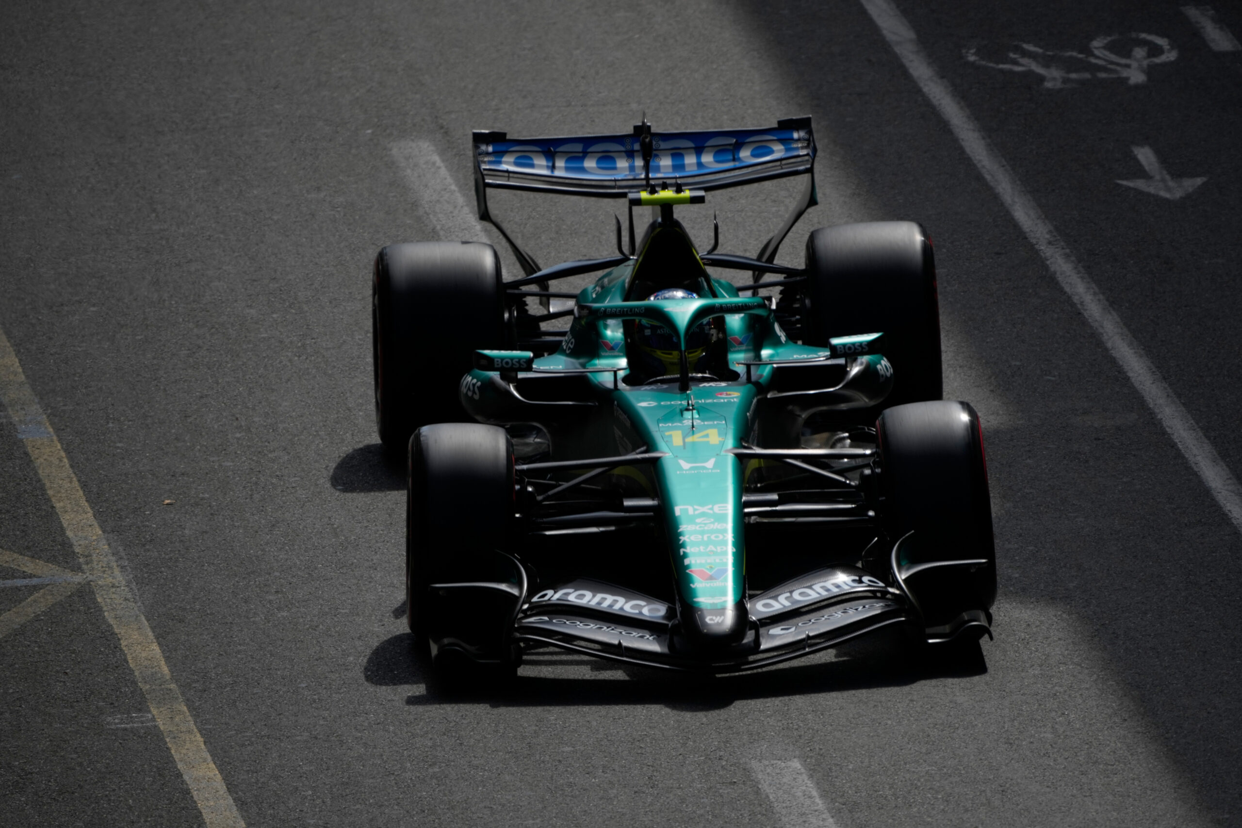 Alonso to stay with F1 team Aston Martin in 2027