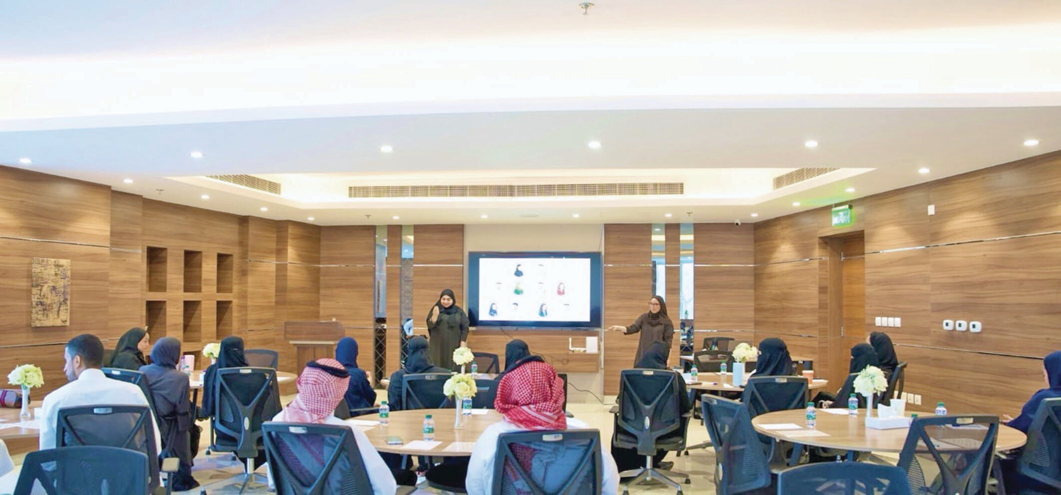 “صم الشرقية”.. برامج تدريبية ومبادرات مجتمعية