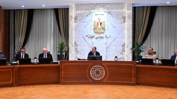 الحكومة توافق على 10 قرارات جديدة لتطوير الأصول والأجور.. إليك التفاصيل