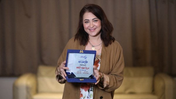 مروة عبد المنعم: بربي أولادي بالشبشب.. ومش عايزة أكرر غلطة أمي معايا