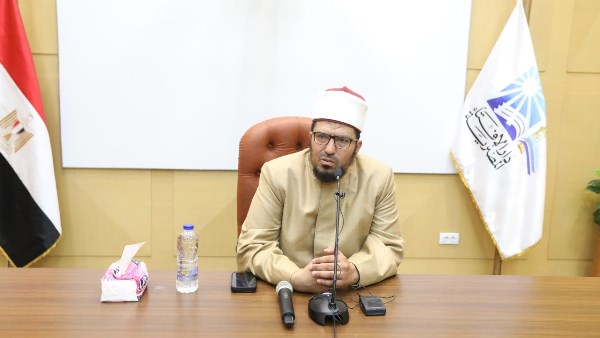 أمين سر هيئة كبار العلماء: المفتي ينبغي أن يكون مطمئنًا إلى حكمه مستبرئًا لدينه.. صور