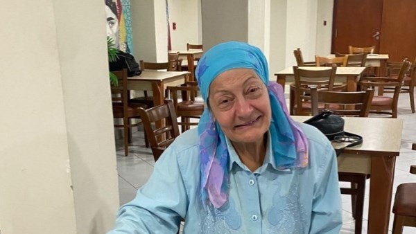 فادية عكاشة تعود إلى دار كبار الفنانين بعد خروجها من المستشفى