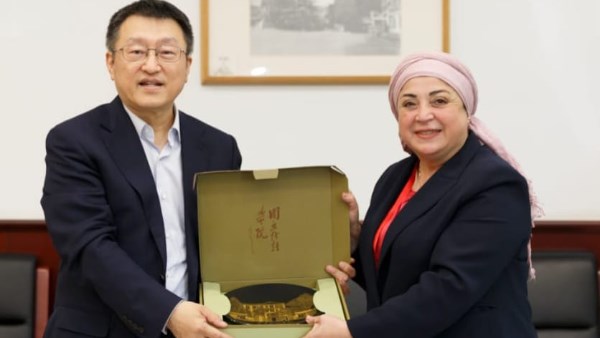 رئيس أكاديمية الفنون: نستهدف تأسيس منظومة متكاملة تجمع بين التعليم والبحث العلمي مع الصين