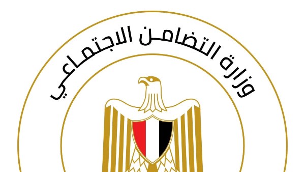 وزيرة التضامن توجه فريق التدخل السريع بفحص شكوى لسيدة مسنة بالسويس