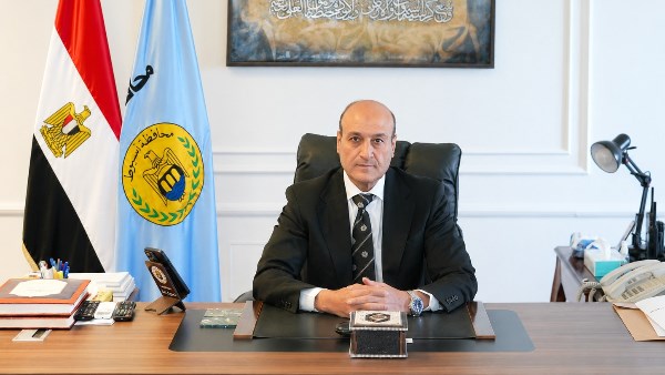 محافظ أسيوط يهنئ 322 حاجًا من أبناء المحافظة بفوزهم في قرعة حج الجمعيات الأهلية