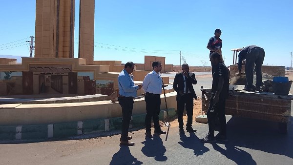 موجز اخبار الوادي الجديد| رفع كفاءة الميادين والطرق في بلاط.. ومدير  الأوقاف يعقد اجتماعا بالأئمة