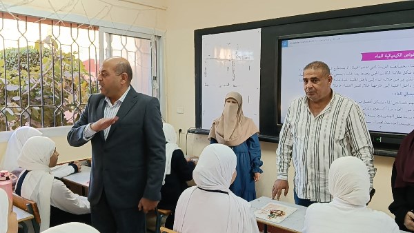 تعليم مطروح يتابع مسار الدراسة ويؤكد على أهمية ممارسة الأنشطة لصقل شخصية الطالب
