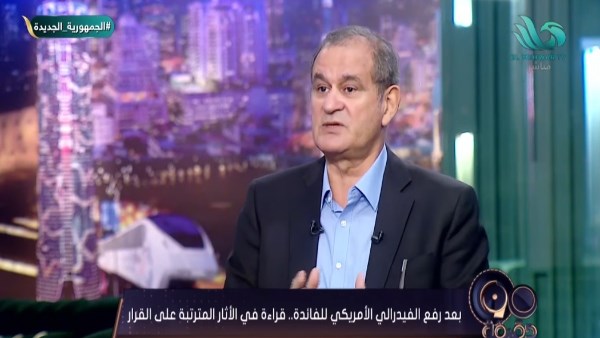 تقليل الضغط على الدولار.. خبير اقتصادي يدعو لتفعيل اتفاقيات المقايضة وترشيد الواردات