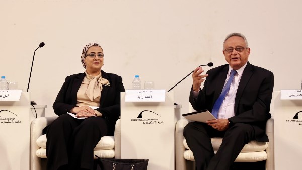 «ضمن مؤتمر الهوية الوطنية.. جذور راسخة ورؤية متجددة بالإسكندرية».. رئيسة قومي المرأة تشارك في حلقة نقاشية