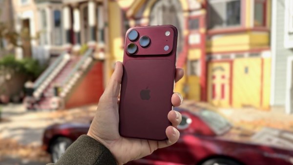 iPhone 18 Pro Max أسرع شحن وأكبر بطارية في تاريخ آيفون