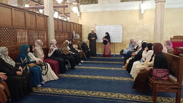 مجمع البحوث الإسلامية يواصل دروس لغة الإشارة للصم وضعاف السمع بالجامع الأزهر