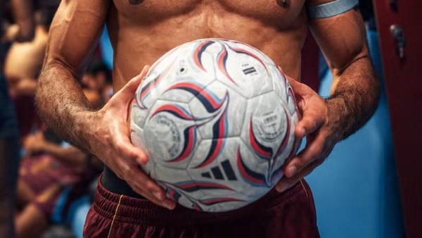 إبراهيم عبدالجواد يطرح سؤالًا للجمهور عن أفضل لاعب في الدوري حتى الآن