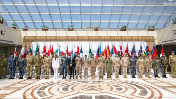 الدفاع السعودية: التحالف البحري الدفاعي يعمل بمرحلة دمج القدرات والاستعداد العملياتي