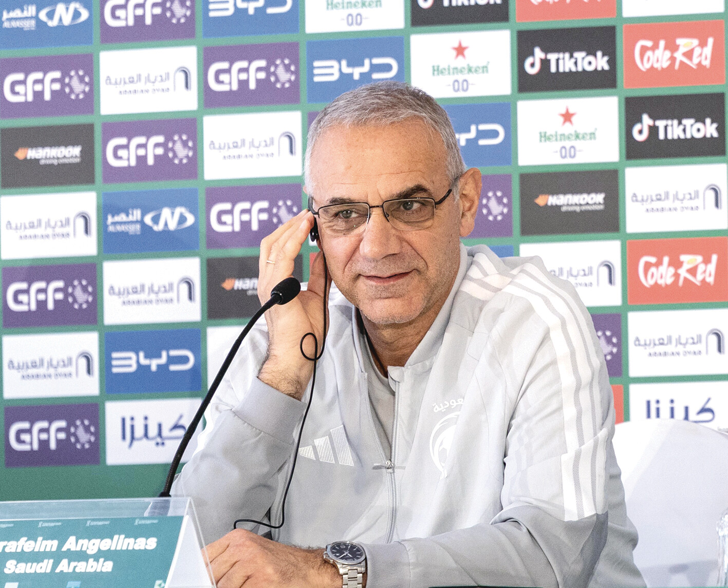 مساعد دونيس : «الأخضر» يستهدف العلامة الكاملة