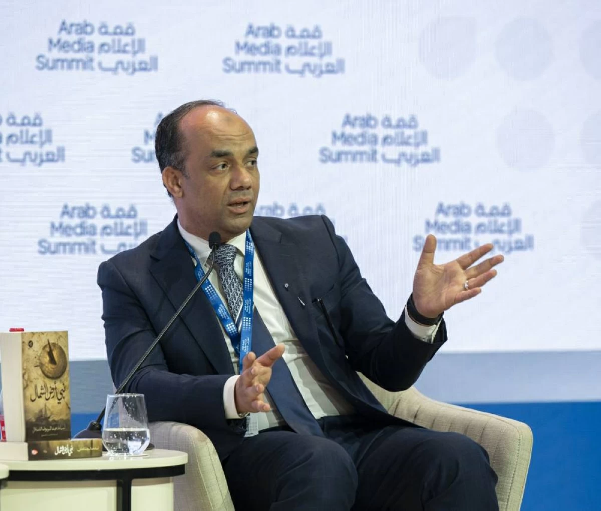 أسامة الشاذلي: الذكاء الاصطناعي يجوّد الرواية