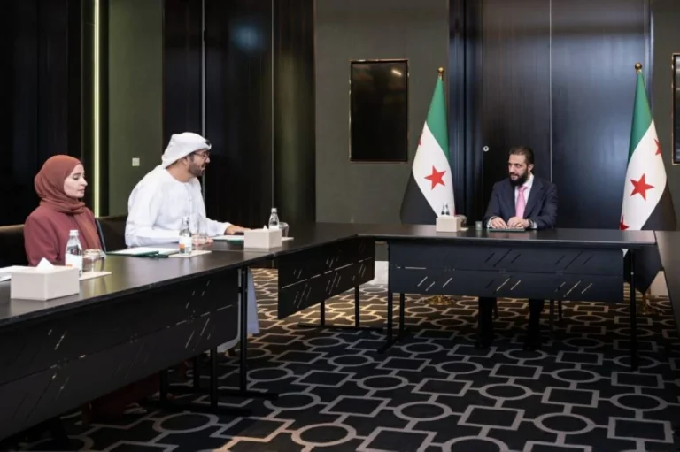 الشرع يطّلع على تجربة الإمارات في صناعة حكومة المستقبل