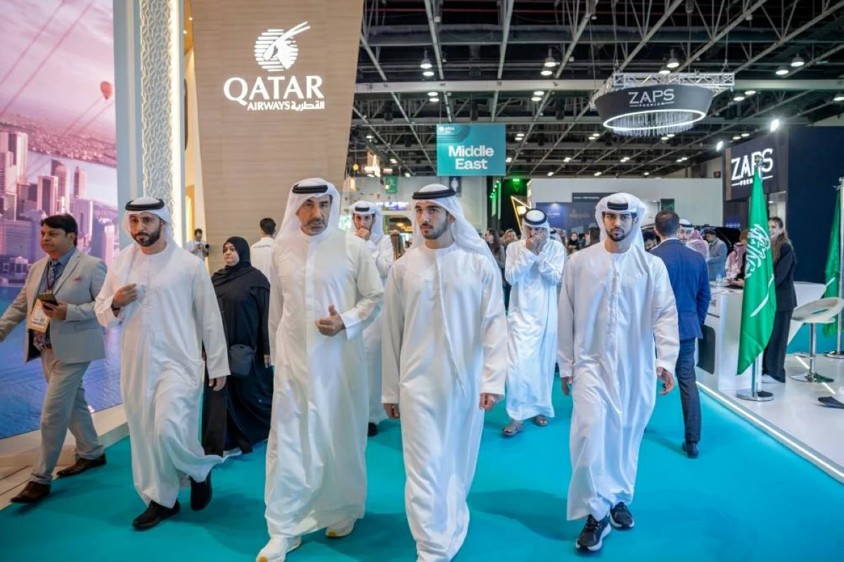 محمد بن راشد بن محمد يطّلع على جانب من المشاركة الوطنية في«سوق السفر العربي»