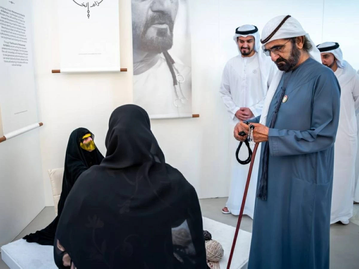 محمد بن راشد يطّلع على مشروع يوثّق تاريخ «الخزام» ورمزيته في الهوية الإماراتية