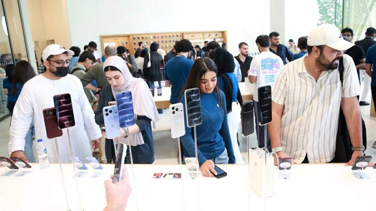 حمى «آيفون 18» تجتاح العالم