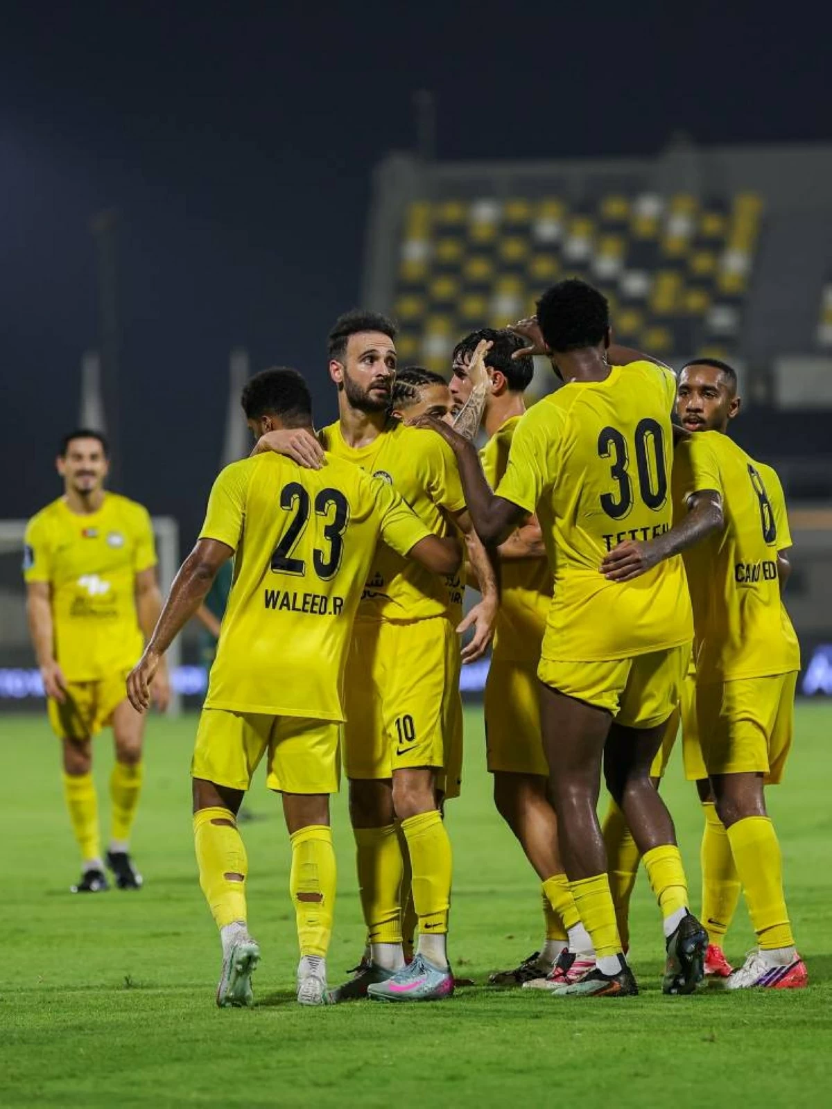 كلباء يكسب «الكلاسيكو»