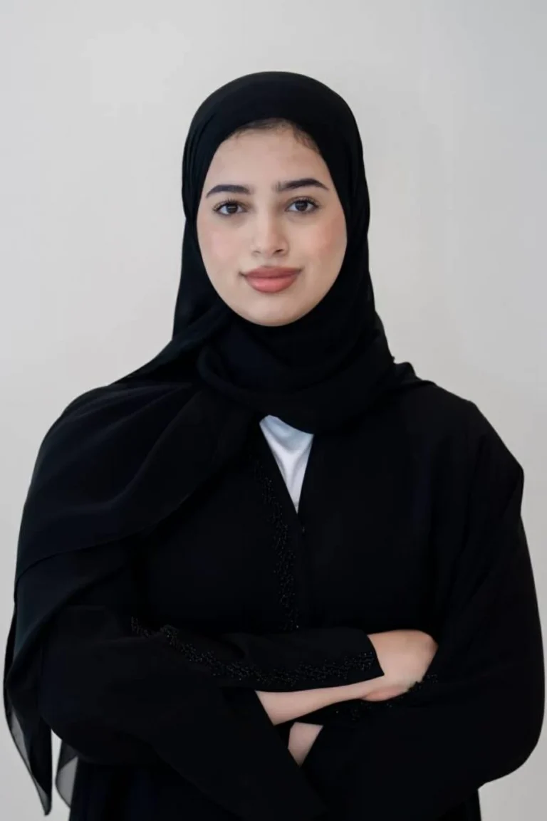 طالبة إماراتية تنضم إلى «المجلس العالمي للشباب»