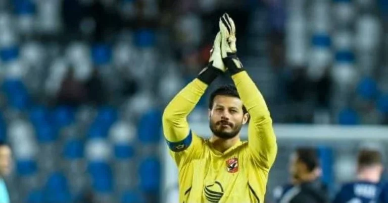 محمد الشناوي يدرس الاعتزال الدولي بسبب حسام حسن