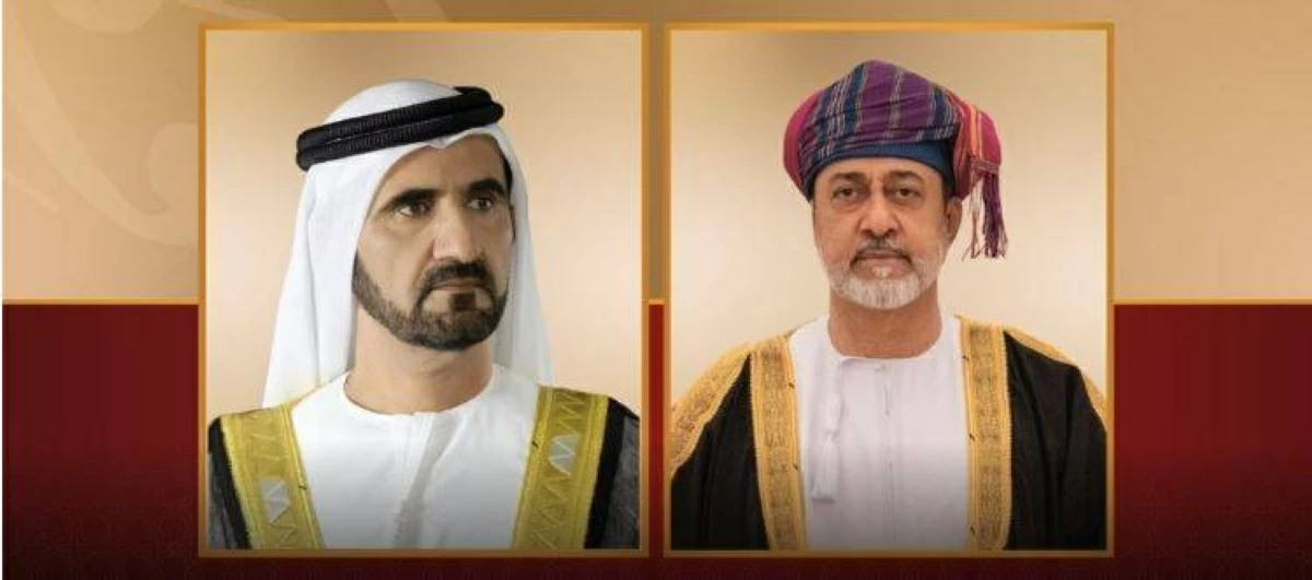 سلطان عُمان يُعزّي محمد بن راشد في وفاة أحمد بن راشد