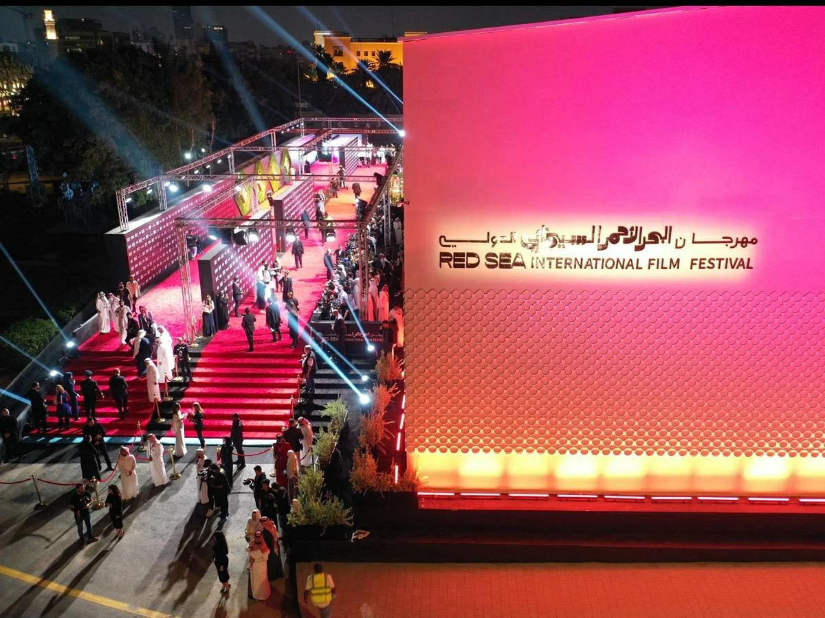 مهرجان البحر الأحمر السينمائي بالسعودية يؤجل دورته السادسة إلى 2027