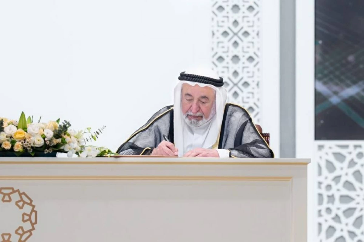 حاكم الشارقة يعتمد مخطط «بحيرة الفريش» في كلباء