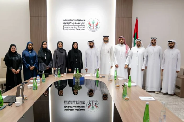 «اجتماعية الشارقة» ومجمع القرآن الكريم يبحثان التعاون