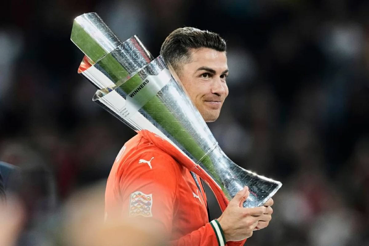 كريستيانو رونالدو ينتظر الهدف رقم 1000.. واعتزاله غير وارد حالياً
