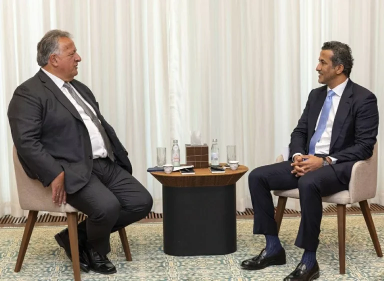 الهاجري يبحث مع «موديرنا» فرص الاستثمار والتعاون في الصناعات الدوائية