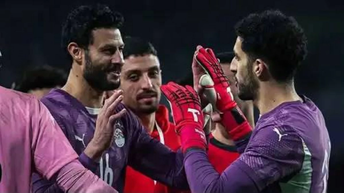 ليس ملكاً للشناوي.. أحمد شوبير يحسم جدل القميص رقم 1 مع منتخب مصر