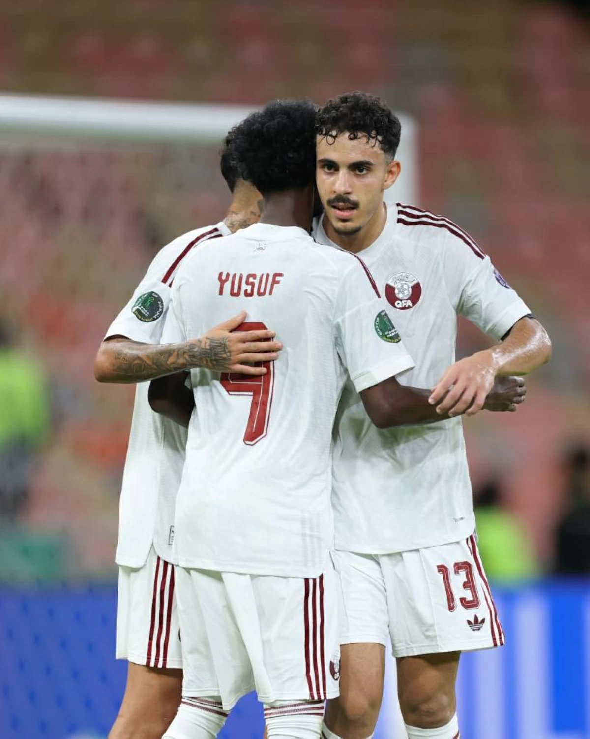 قطر تصعد إلى «المربع الذهبي»