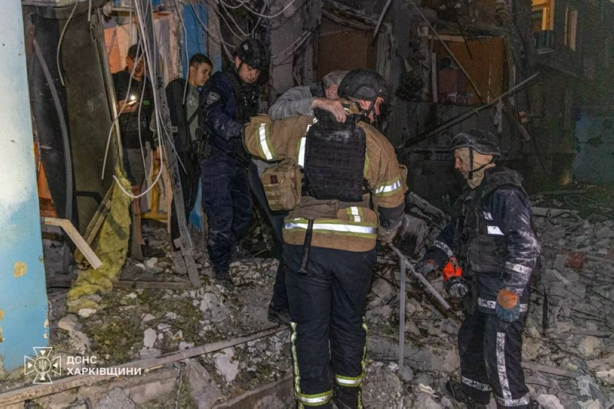 زيلينسكي: روسيا قصفت سفينة ترفع علم بالاو