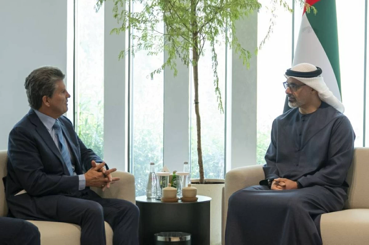 خالد بن محمد يبحث التعاون الاستثماري مع رئيس «جنرال أتلانتيك»