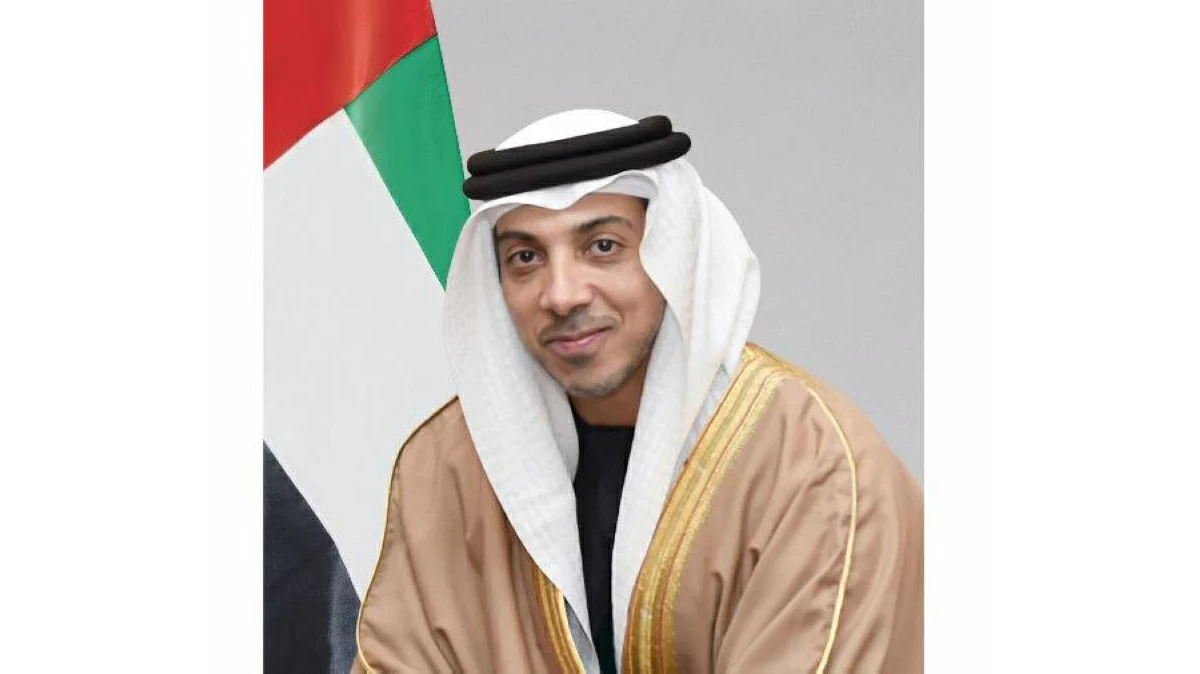 منصور بن زايد: خبرات عالمية في قمة الشرق الأوسط للصحة المالية بأبوظبي