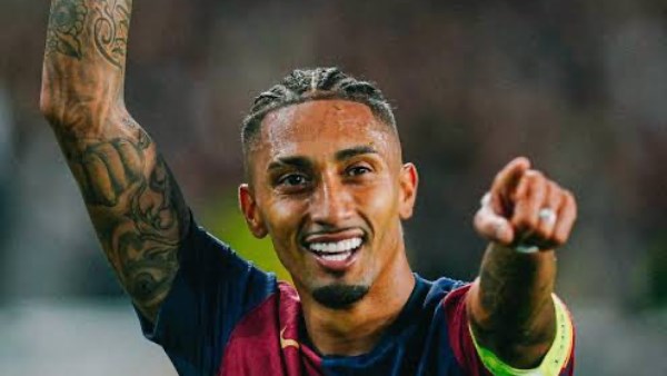 رجل مباراة برشلونة وراسينج سانتاندير في الدوري الإسباني