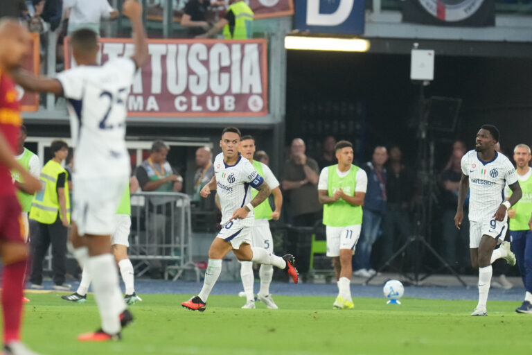 Martinez nets double as Inter come back to draw 2-2 with Roma