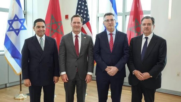 المغرب وإسرائيل يتفقان على رفع التمثيل الدبلوماسي لمستوى السفارات وتبادل السفراء