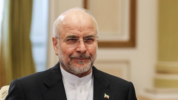 رئيس البرلمان الإيراني: لن يبيع أحد النفط في المنطقة إذا لم نتمكن من بيعه