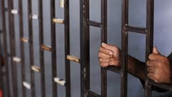 تأشيرات وهمية.. المتهم بالنصب على راغبي السفر بالجيزة يواجه هذه العقوبة
